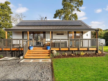 8 Clark And Denize Road, Tuakau