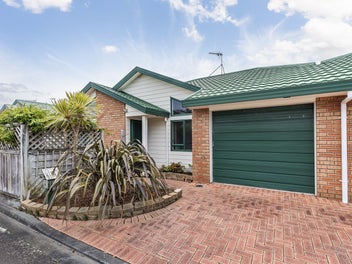 2/3 Byron Street, Miramar, Wellington