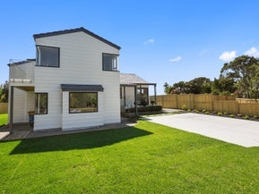 1 Awatahi Place, Greenhithe, Auckland