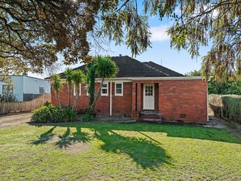 16 Mcgregor Crescent, Masterton