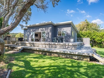 841 Cove Road, Waipu, Waipu