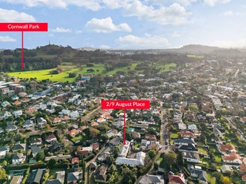 2/9 August Place, Greenlane, Auckland