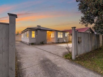 43 Lincoln Avenue, Epuni, Lower Hutt