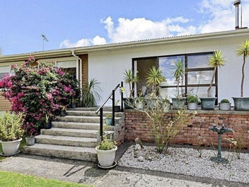 10 Lomas Place, Manurewa, Auckland