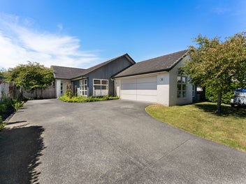 21 Andalusian Way, Karaka, Papakura