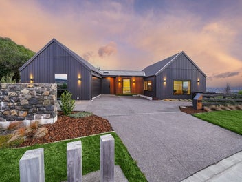 1 Eaglesfield Close, Westmorland, Christchurch