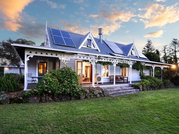 23 Hyndhope Road, Kennedys Bush, Christchurch