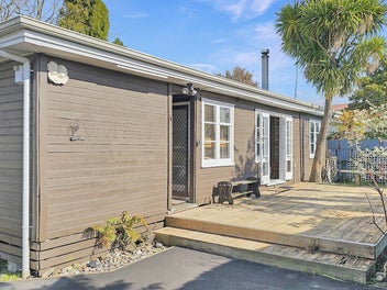 1 Wyndham Road, Hannahs Bay, Rotorua