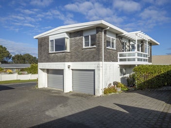 1/13 Chatswood Grove, Fitzroy, New Plymouth