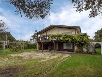 1 High Street, Ashley