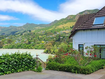 2/40 Sandy Beach Road, Te Rāpaki-O-Te Rakiwhakaputa, Lyttelton