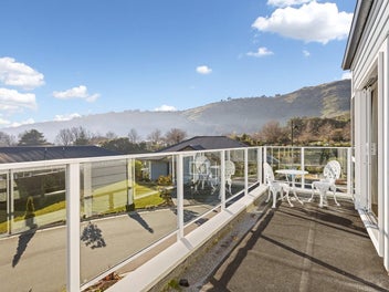 54/60 Port Hills Road, Heathcote Valley, Christchurch