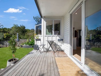 14 Queens Avenue, Waikuku Beach, Waikuku Beach