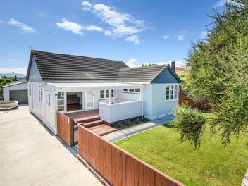 9 Mersey Terrace, Roslyn, Palmerston North