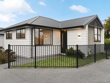 1/81 Storey Avenue, Forest Lake, Hamilton