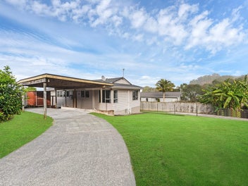 9 Glenbervie Crescent, Massey, Auckland