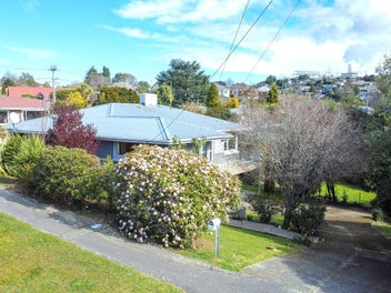 3 Jason Street, Helensburgh, Dunedin
