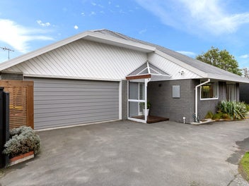 2/174 Cashmere Road, Hoon Hay, Christchurch