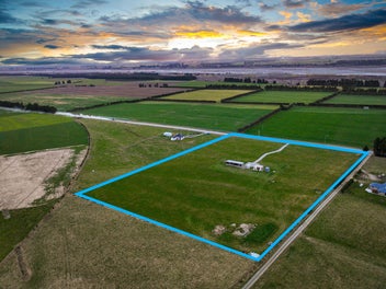 1260 Thongcaster Road, Burnt Hill, Oxford