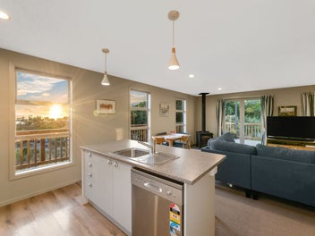 30 Raynbird Street, Company Bay, Dunedin