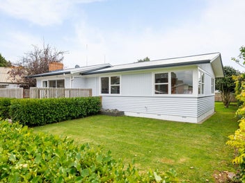 28 Larnach Street, St Andrews, Hamilton