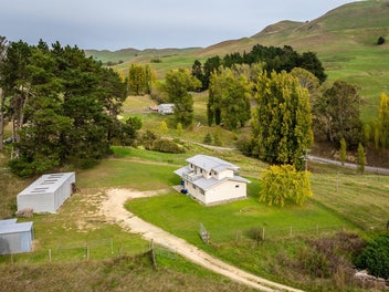 1199 Middle Road, Hastings