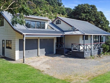1 Pioneer Place, Matata, Matatā