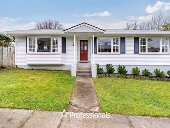 73 Norana Road, Timberlea, Upper Hutt