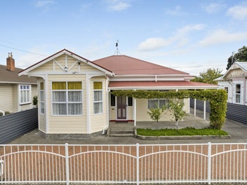 7 Mason Terrace, Gonville, Whanganui