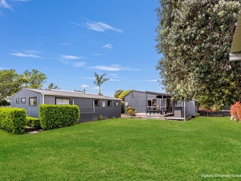 106 Mckellar Place, Whangamata, Whangamatā