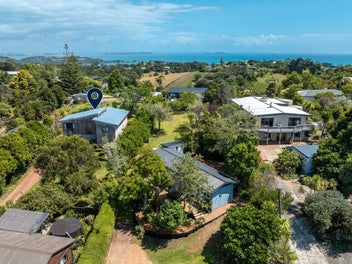 44 Junction Road, Palm Beach, Waiheke Island