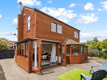 4/97 Long Drive, St Heliers, Auckland