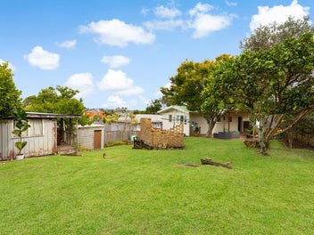 9 Bowman Road, Forrest Hill, Auckland