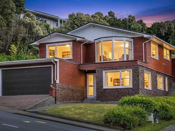 98 Severn Street, Island Bay, Wellington