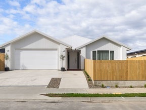 44 Solitude Crescent, Kelvin Grove, Palmerston North