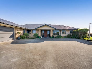 60 Monmouth Road, Pembroke, Stratford