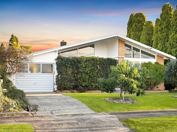 9 Yorkshire Road, Silverdale, Hamilton