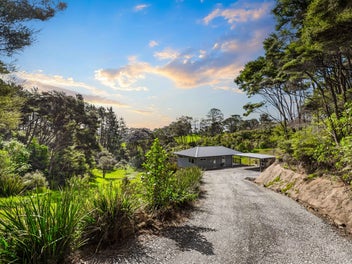 93 Mcentee Road, Waitakere, Auckland