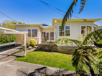 31 Woodmancote Road, Khandallah, Wellington