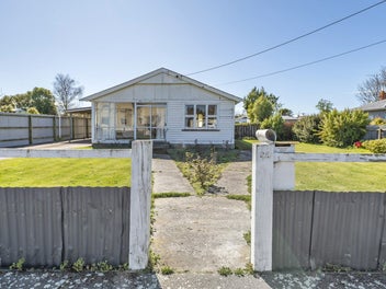 89 High Street, Southbridge, Southbridge