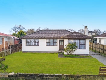 9 Michelle Place, Mangere, Auckland