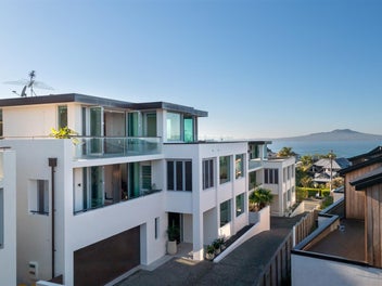 22A Beach Road, Castor Bay, Auckland
