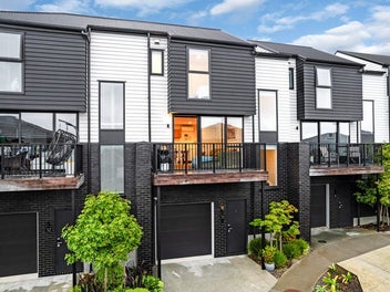 10 Panoni Lane, Howick, Auckland