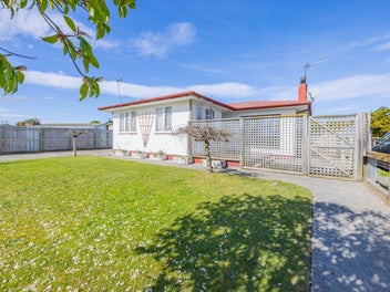 11 Kelvin Road, Maraenui, Napier