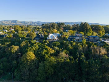 96 Clifton Terrace, Fitzherbert, Palmerston North