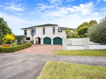2 Annalong Road, Dannemora, Auckland