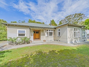 6 Saint John Street, Southbridge