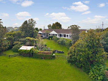 407 Redoubt Road, Totara Park, Auckland