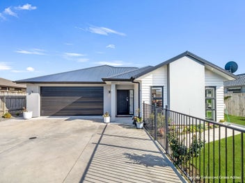 6 Simon Street, Tawhero, Whanganui