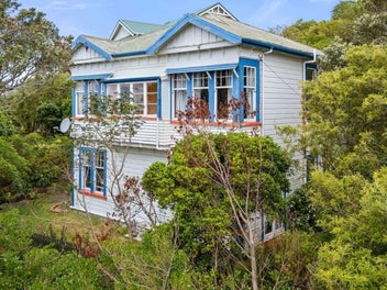 25 Sutherland Crescent, Melrose, Wellington